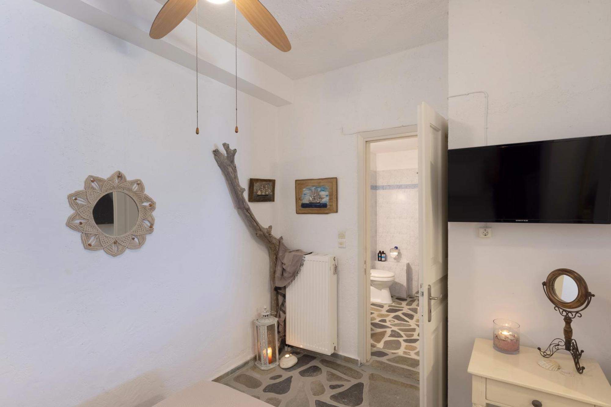 Aegean View - Seaside Apartment In Syros 阿佐里姆诺斯 外观 照片