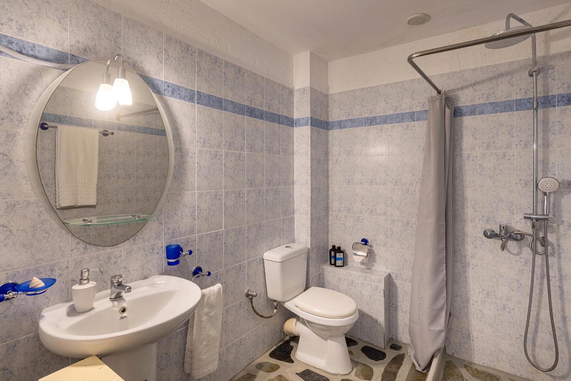 Aegean View - Seaside Apartment In Syros 阿佐里姆诺斯 外观 照片