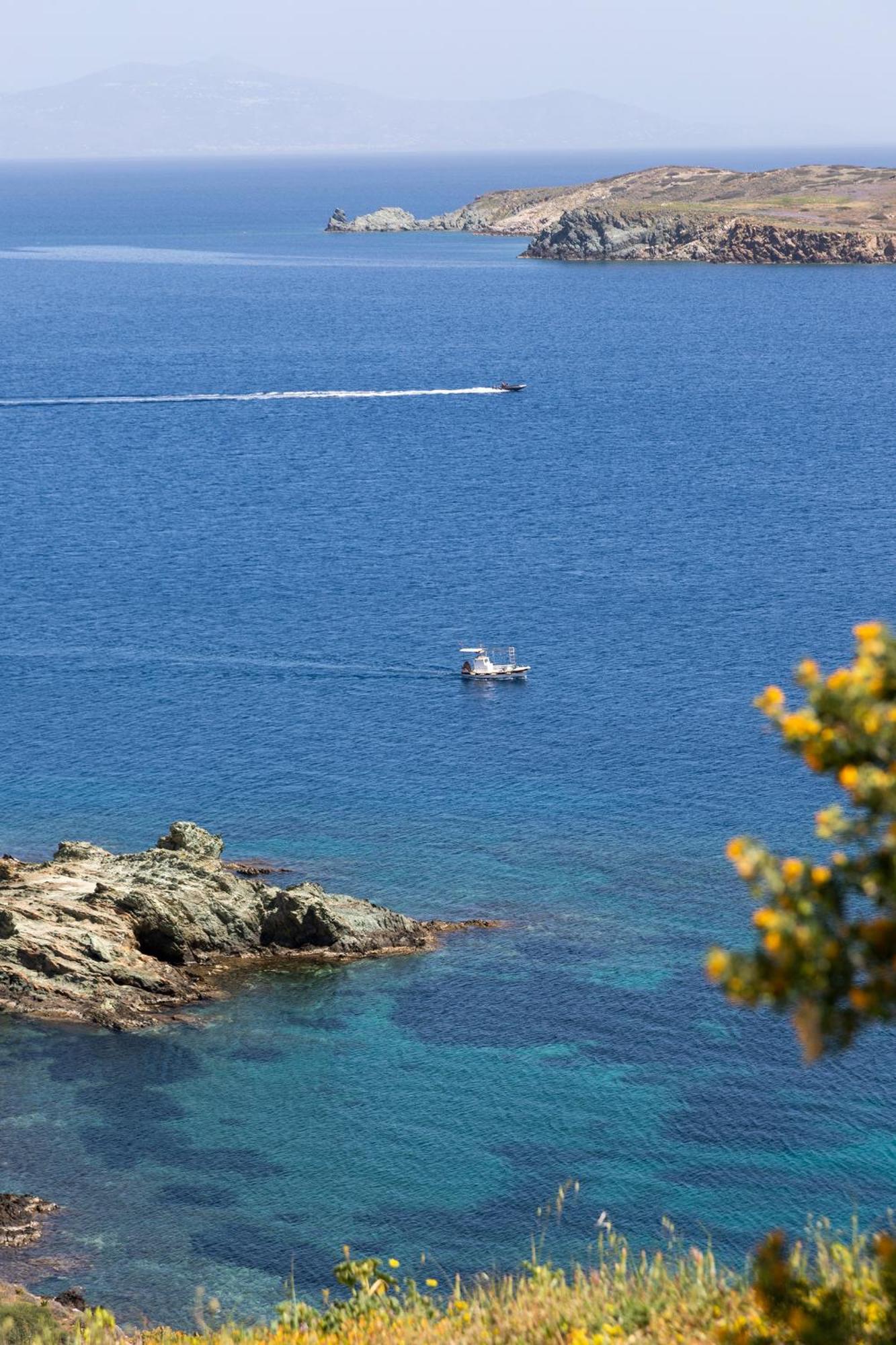 Aegean View - Seaside Apartment In Syros 阿佐里姆诺斯 外观 照片