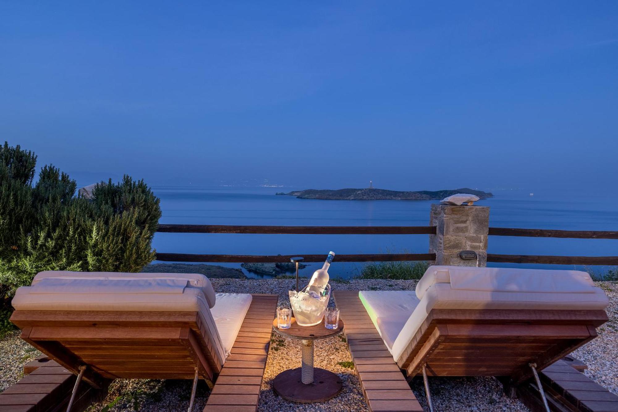 Aegean View - Seaside Apartment In Syros 阿佐里姆诺斯 外观 照片