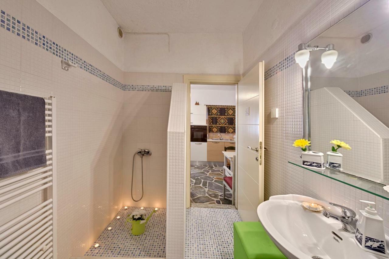 Aegean View - Seaside Apartment In Syros 阿佐里姆诺斯 外观 照片